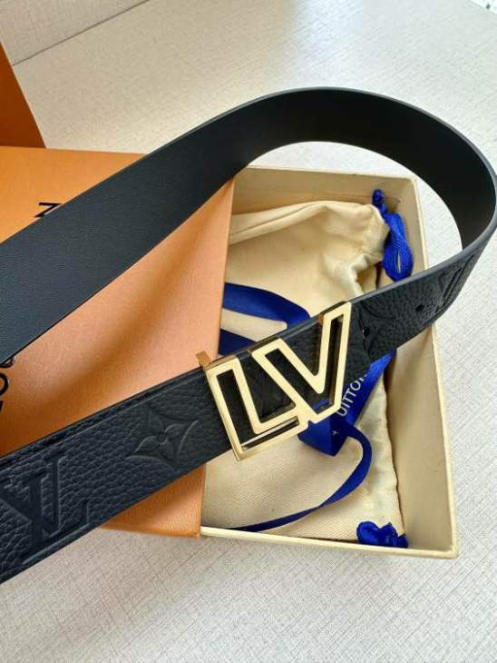 Picture of Louis Vuitton Belts _SKUfw123922681fw